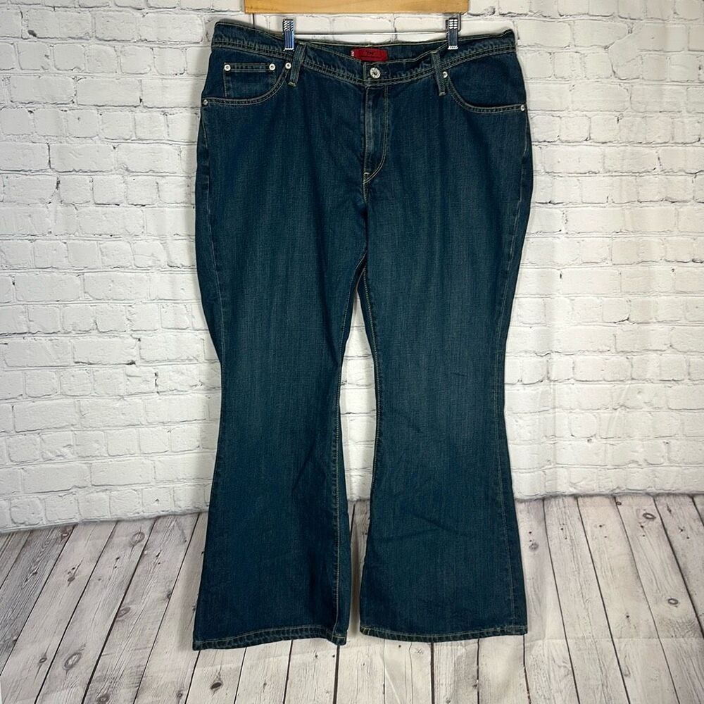 Levi’s Unique Eva Jeans Made in South Africa  Denim‎ size W40 x L32 READ